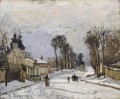 Camino a Versalles en Louveciennes 1869 Camille Pissarro